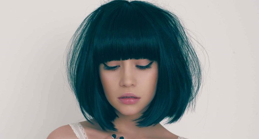 A Guide to All of the Different Types of Bangs