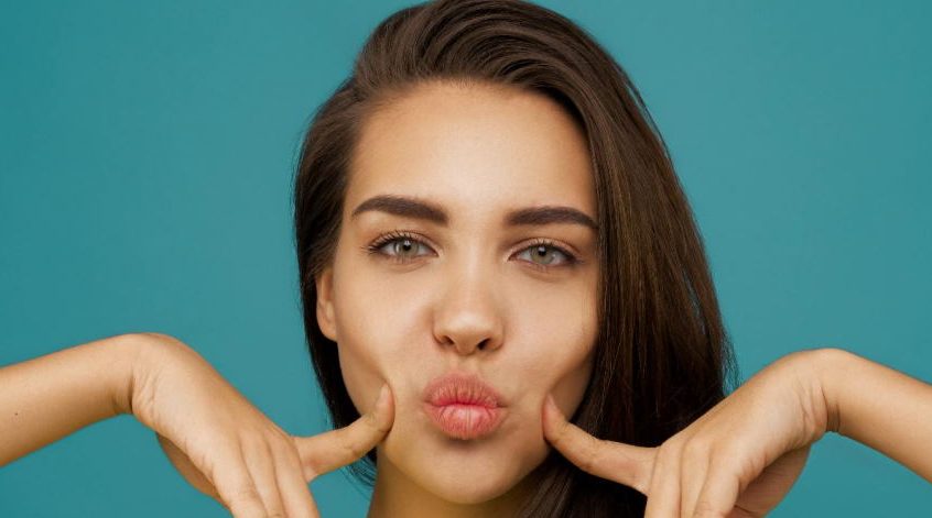 Effective Tips on How to Exfoliate Lips