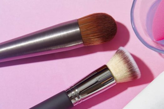 Makeup Applicator Guide: Sponges, Brushes and More